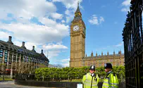 Watch: Haredi man attacked in London