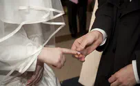 'Unvaccinated rabbis won't be conducting weddings'