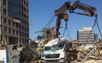 Crane collapses in Tel Aviv, none injured