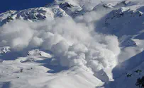 Three people missing after avalanche in Italy