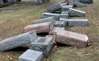 60 headstones toppled at Connecticut Jewish cemetery