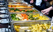 University of Kansas opens kosher kitchen in student dining hall