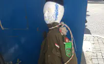 Extremists hang effigy of IDF soldier