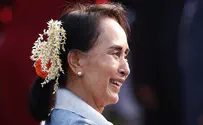 U.S. Holocaust Museum rescinds prize to Myanmar leader