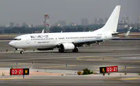 Dozens of haredi passengers sue El Al