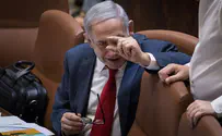 Netanyahu again hesitates to strike
