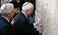 Joe Lieberman lauds McCain’s accommodation of Jewish observance
