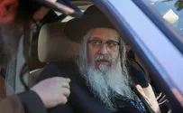 Satmar Rebbe arrives in Israel