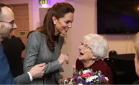 Kate Middleton takes portraits with Holocaust survivors