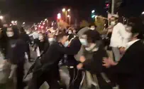 Clashes with police in front of National Headquarters