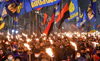 Ukrainian protesters demand Israel, Jews apologize for communism