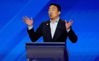 Andrew Yang films campaign ad in Orthodox Brooklyn toy store