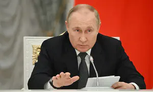 Putin was KGB 'errand boy,' not master spy
