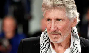 Israeli flags at Roger Waters concert in Frankfurt