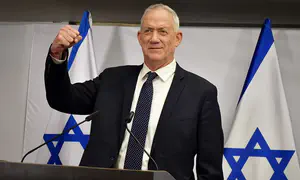 Herzog speaks to Netanyahu, Lapid and Gantz