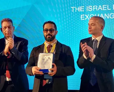 Israel Diamond Exchange Bestows Award to Emirati Business Leader