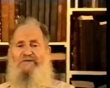 Rare video: Rabbi Moshe Tzvi Neria sings High Holiday tunes