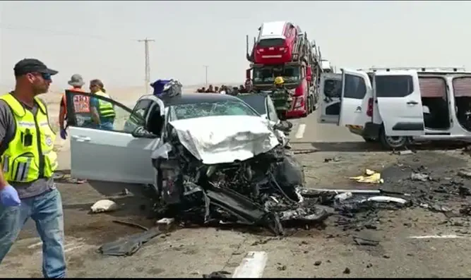 Two children among four killed in car crash in southern Arava