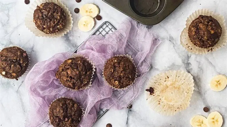 Healthy Chocolate Banana Muffins