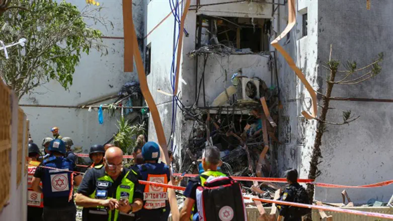 Home in Ashdod hit by rocket, May 17th 2021