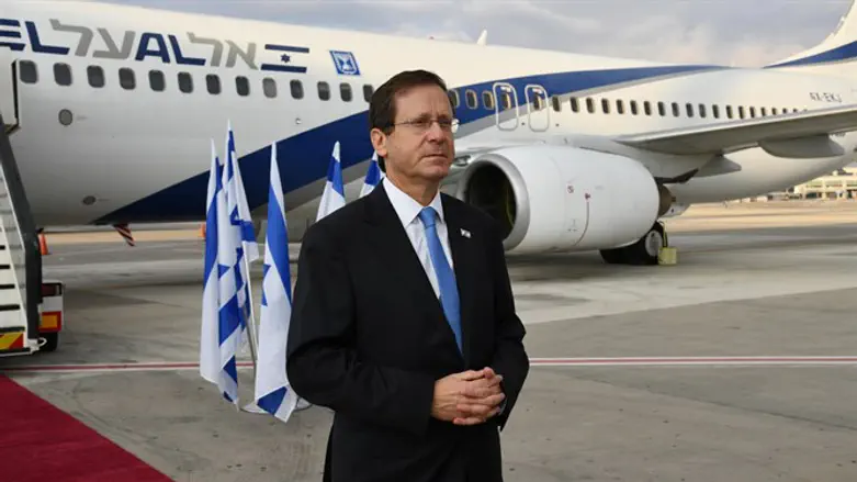 President Isaac Herzog, before boarding the plane