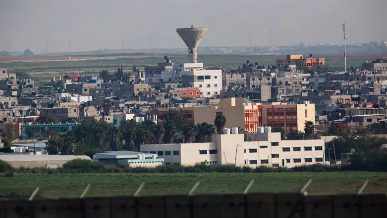 Gaza border town (illustrative)