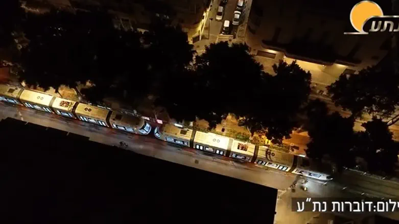 תיעוד נסיעת המבחן הראשונה של הרכבת הקלה בגוש דן