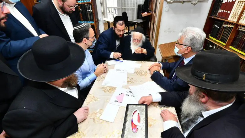 The meeting in Rabbi Kanievsky's home