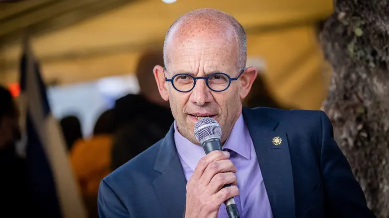 Prof. Ofer Merin