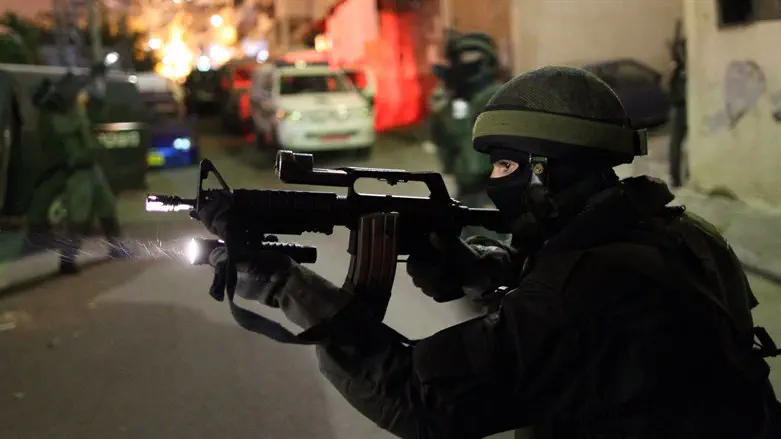 Yamam officers during operation