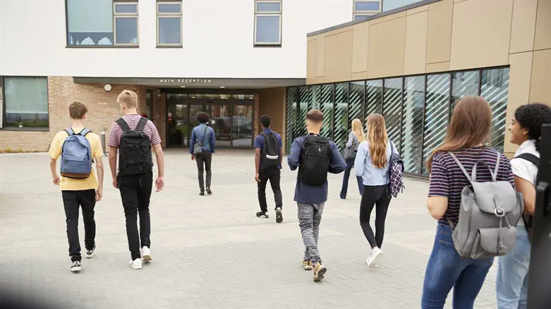 High school students (stock image)