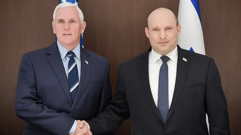 PM Naftali Bennett met with former US VP Mike Pence at the Prime Minister's Office