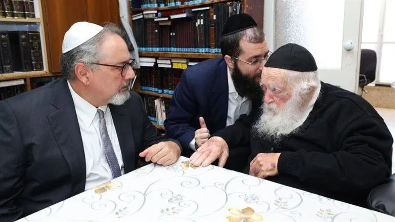 Rabbi Kanievsky ztz"l with Prof. Albashen