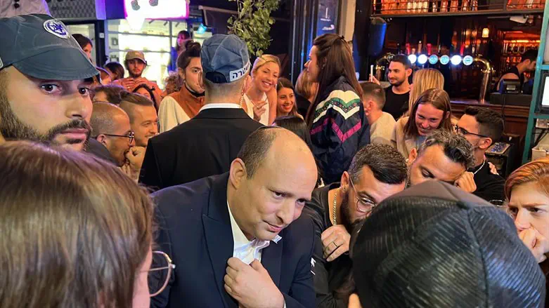 Bennett at Ilka Bar in Tel Aviv