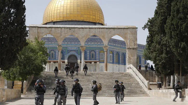 Police on Temple Mount