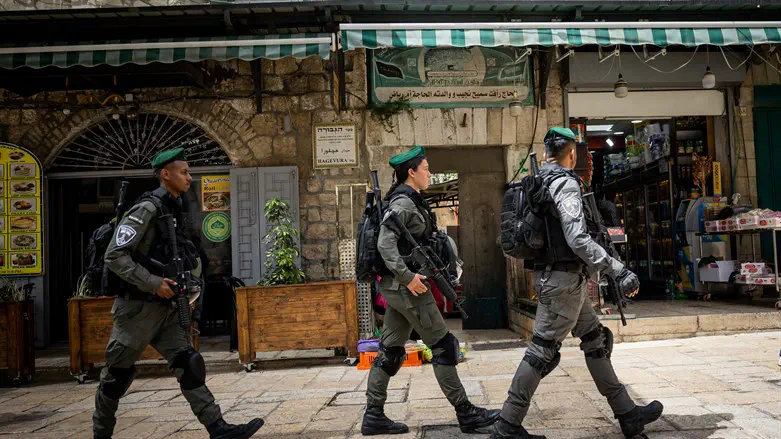 police in Old City of Jerusalem