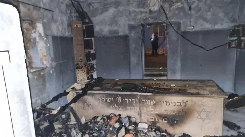 Fire at Tomb of Benjamin