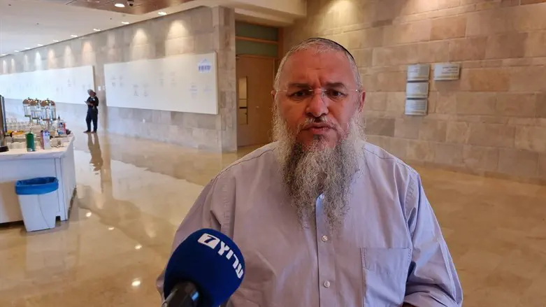 Shlomo Ne'eman
