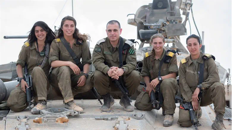 Female combat soldiers in a tank unit