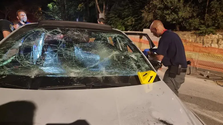 the policemn's car after the lynching attempt