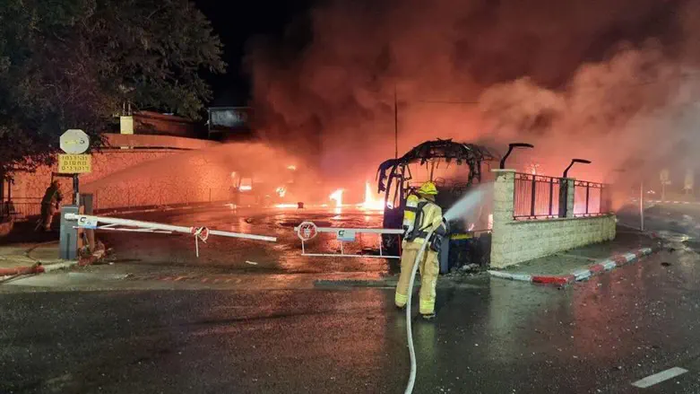 The bus fire in Tzfat