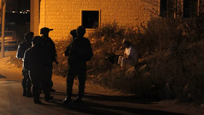 IDF soldiers conducting a counterterror operation