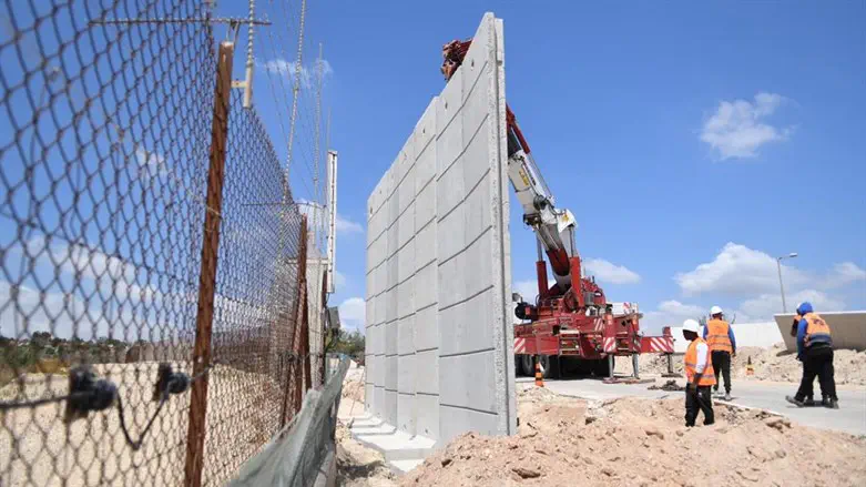Constructing the security barrier