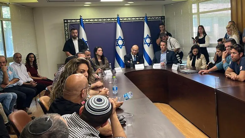 Bennett with Yamina members