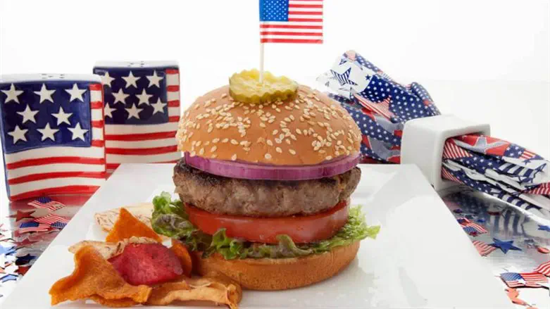 Grilled Hamburgers with Fireworks Coleslaw