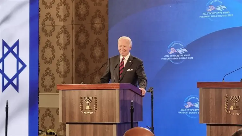 US President Biden addresses the press in Jerusalem