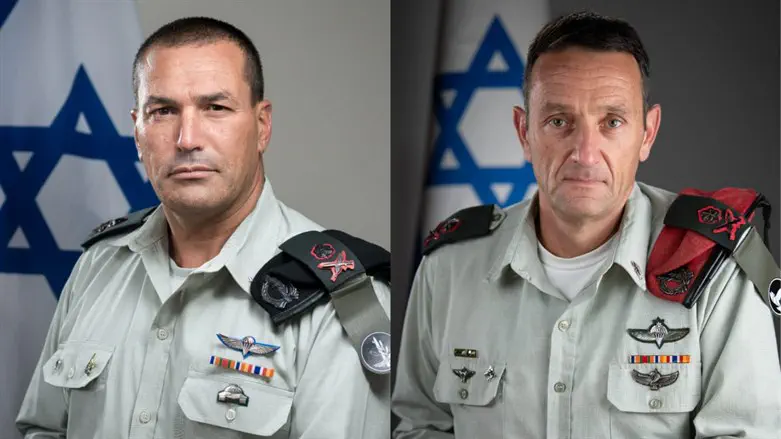 Gen. Hertzi Halevy (r.) and Major-Gen. Eyal Zamir (l.)