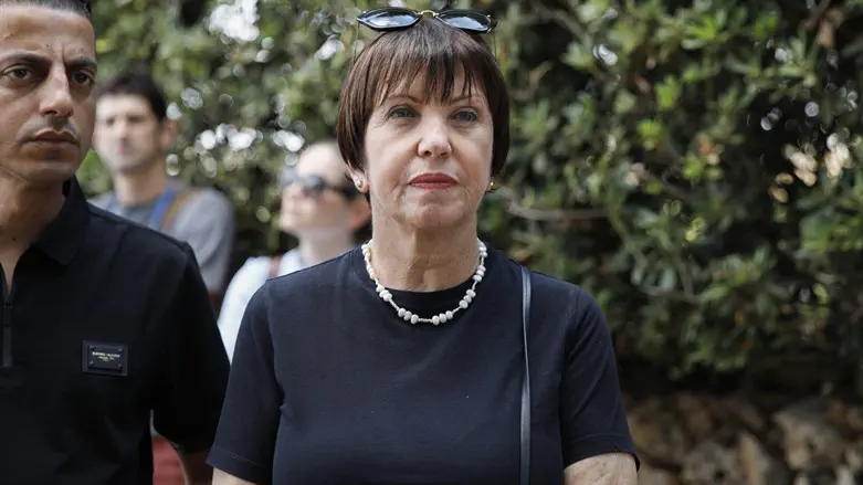 Zehava Galon