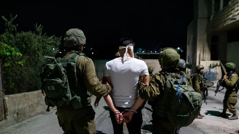 IDF arresting Islamic Jihad members (archive)