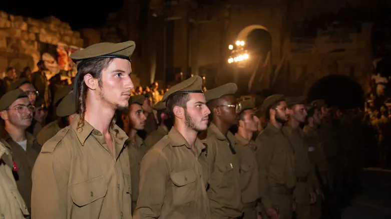Haredi soldiers enlist in the IDF
